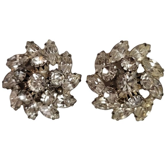 Silver Tone Clear Rhinestone Cluster Prong Set Clip-On Earrings E05 - Picture 1 of 8